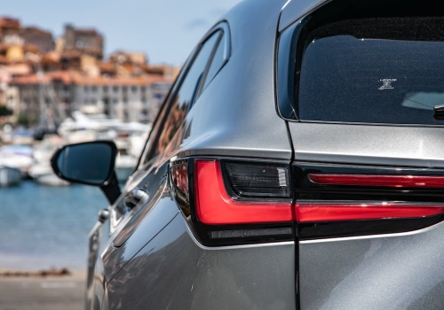 Polacy kupują tego SUV-a na potęgę, bo łączy niezawodność z rabatami 40-60 tys. zł