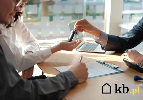 Kupiłeś samochód w taki sposób? Skarbówka tylko czeka na ten błąd