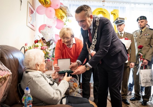 Zielona Góra. Pani Halina skończyła 101 lat. To ostatnia żyjąca żołnierka Armii Krajowej w mieście