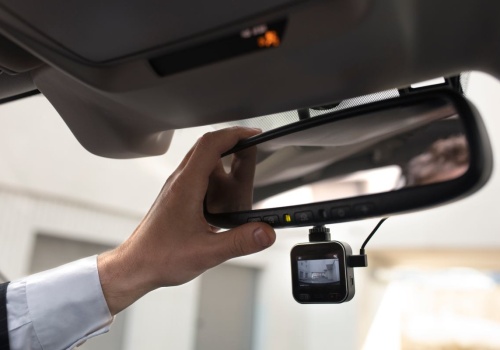 Czy kamera samochodowa może rozładować akumulator? Kierowcy nie wiedzą i używają codziennie