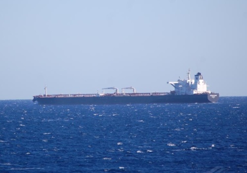 Prof. Czermański: gdy USA znoszą sankcje na rosyjską ropę, Europa powinna aresztować statki floty cieni