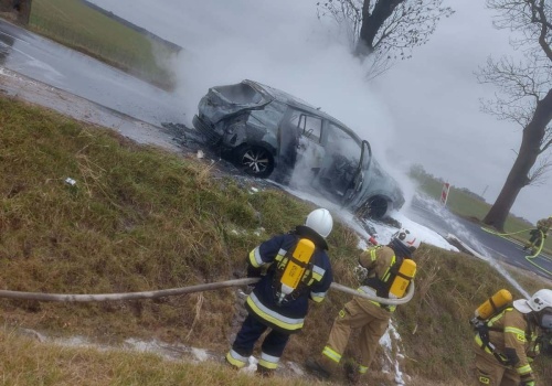 Pożar pojazdu elektrycznego na DW 116