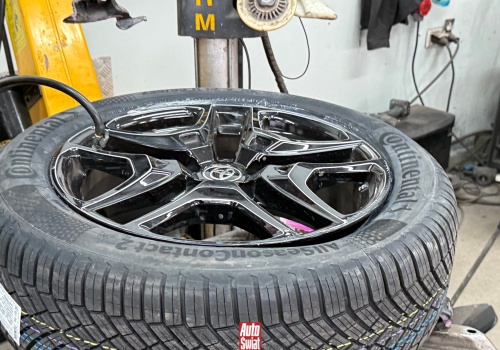 Ile kosztuje wymiana opon w 2026 roku? Lepiej usiądź. Dlatego założyłem całoroczne