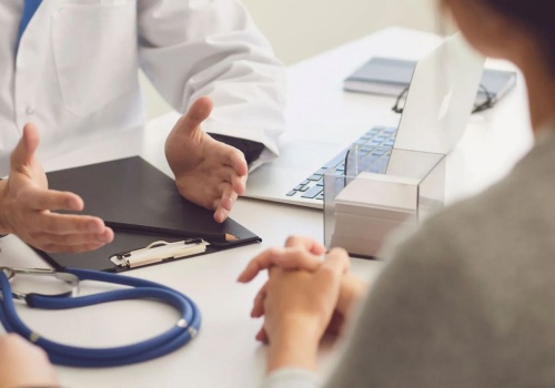 Kontrole ZUS mogą zaskoczyć pracowników. Nowe zasady L4 już obowiązują. Będą sprawdzać nawet to