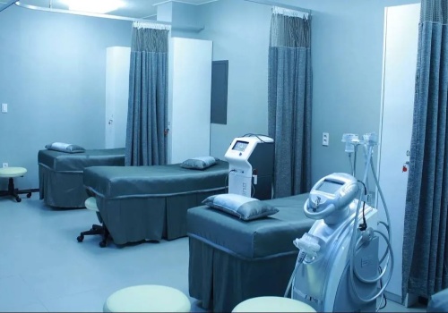 Przedstawili ustawę legalizującą wspomagane umieranie. Decyzja parlamentu była jednoznaczna