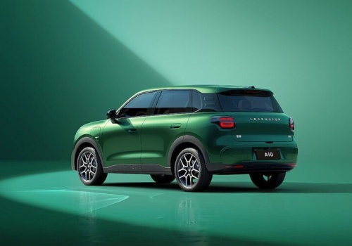 Leapmotor pierwszy raz na plusie. Chińska marka wspierana przez Stellantis podwoiła sprzedaż i szykuje montaż w Hiszpanii