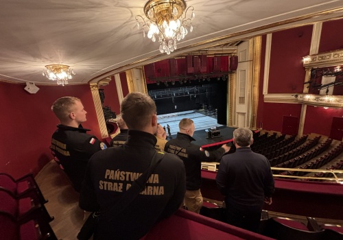 Rozpoznanie operacyjne w Teatrze Wielkim w Poznaniu