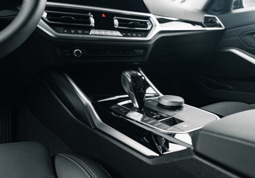 SUV przestaje być oczywistością. Kierowcy wybierają coś tańszego i sprytniejszego