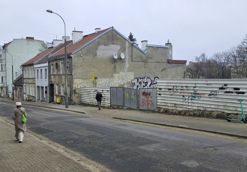 Budują przy starej alei Warszawskiej. Pośród stuletnich kamienic zagości XXI wiek