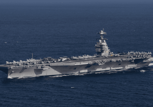 Amerykański lotniskowiec opuszcza Bliski Wschód. Powodem pożar