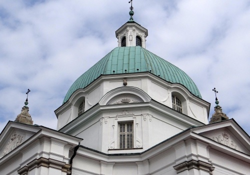 Ochrona ludności szuka oparcia w kościele. Świątynie staną się miejscami schronienia?