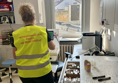 Nowoczesne rozwiązanie w krakowskim szpitalu. Elektroniczne tace do leków