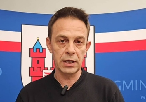 Zamknięte szkoły i mieszkańcy bez wody. Kryzys po skażeniu na Mazurach