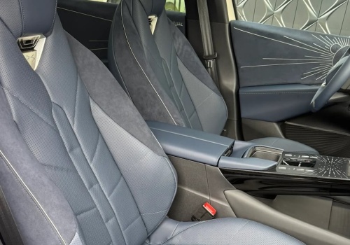 Dopiero trafił do salonów, a już potaniał o 75 tys. zł. Ten SUV Coupe wyróżnia się wyglądem