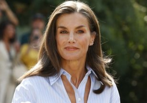 Najlepsza fryzura dla dojrzałych kobiet. Wiosną doda świeżości