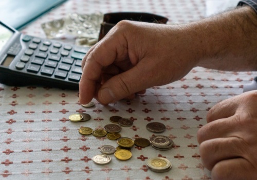 Lawinowy wzrost liczby groszowych emerytur. ZUS podał nowe dane