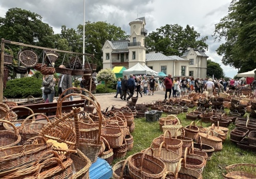 Twórcy poszukiwani. Jak dołączyć do Targów SALIX w Wierzbinku?