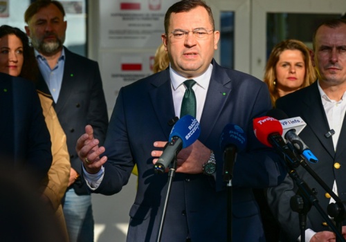 Dopłaty do nawozów. Minister Krajewski złoży wniosek w UE o uruchomienie pomocy dla rolników