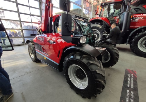 Kompaktowa, zwrotna i w rozsądnej cenie, czyli nowa ładowarka Case IH Farmlift 626