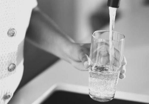 Pilny komunikat sanepidu. Eksperci stwierdzili zły stan wody na Dolnym Śląsku