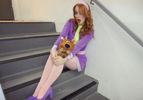 Mckenna Grace ujawniła, jak przygotowuje się do roli Daphne w aktorskim Scooby Doo