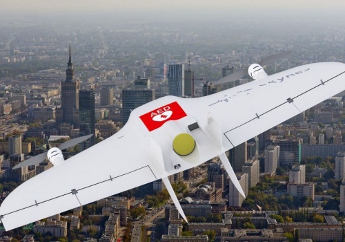 Polski dron wyrwie cię ze szponów śmierci. Karetka nie ma z nim szans