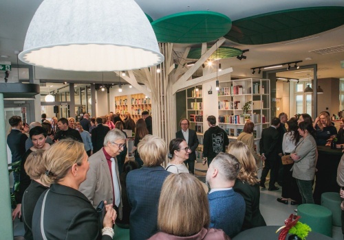 Darmowa kawa dla wszystkich! Rusza wypasiona biblioteka z elementami kreatywnej zabawy (ZDJĘCIA)