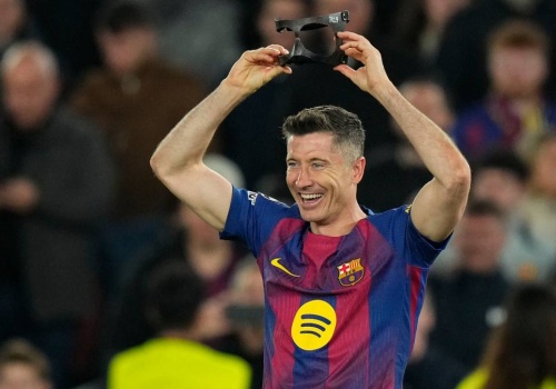 Niebotyczny wyczyn Lewandowskiego! Kolejny klub na liście