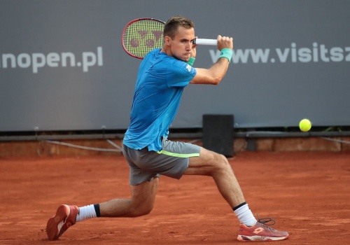 Mecz Daniela Michalskiego zakończył się po dziewięciu gemach