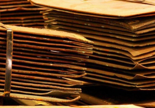 Miedź już tanieje w tym roku. Kurs 15 proc. poniżej szczytu