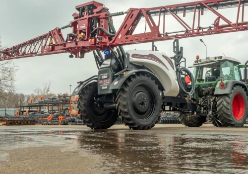 Znamy ceny opryskiwaczy Agroma. Mandam wchodzi w nowy segment maszyn