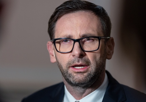 Daniel Obajtek ostro komentuje sytuację na rynku paliw. 