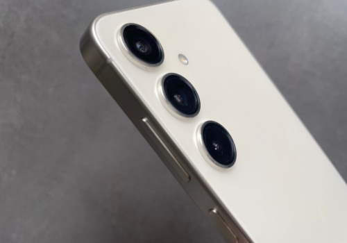 Beta One UI 8.5 zmierza na bardzo popularny smartfon Samsunga