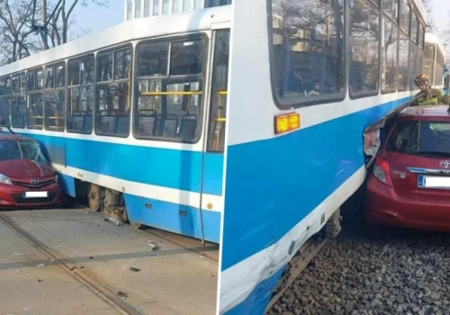 Samochód zderzył się z tramwajem na Strzegomskiej. Torowisko zablokowane w obu kierunkach