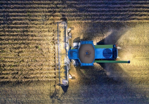 Rolnictwo 4.0 nabiera tempa. Jakich inżynierów i techników szukają producenci maszyn?