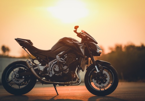 Najlepsze sklepy motocyklowe? Na te cechy zawsze warto patrzeć!