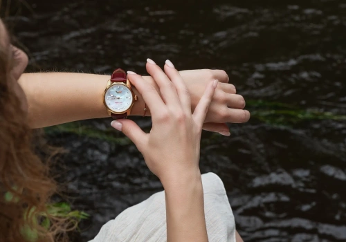 Vostok Europe Vilnelė. Duże, sportowe zegarki dla kobiet inspirowane naturą