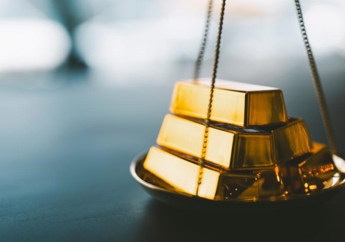 Mocna przecena srebra i złota. Kwestia Fedu czy poszukiwania płynności?