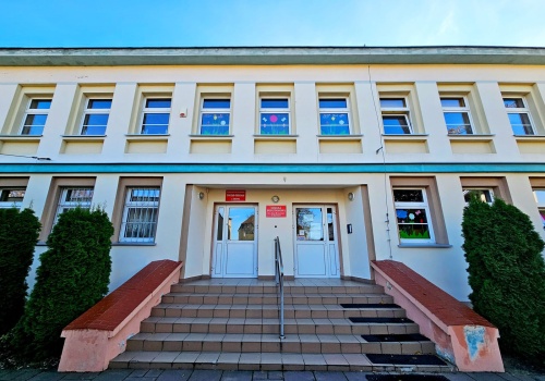 Budynek żarowskiej podstawówki do remontu. Prace ruszą na początku kwietnia