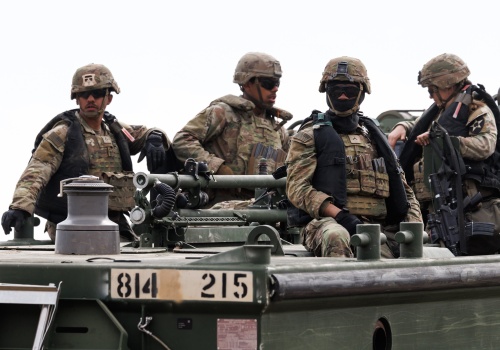 Drony-kamikaze w plecaku. USA szykują rewolucję na polu walki