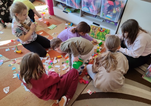 Szkoła Podstawowa im. 106. Dywizji Piechoty Armii Krajowej w Pogrodziu — moc nauki, pasji i dobrych wyników!