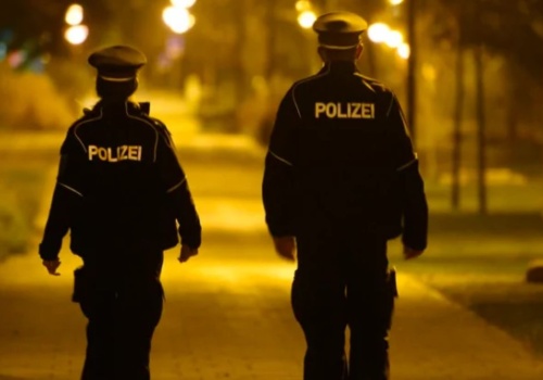 Godzina policyjna w Berlinie. Nadchodzą zmiany po godzinie 22.00
