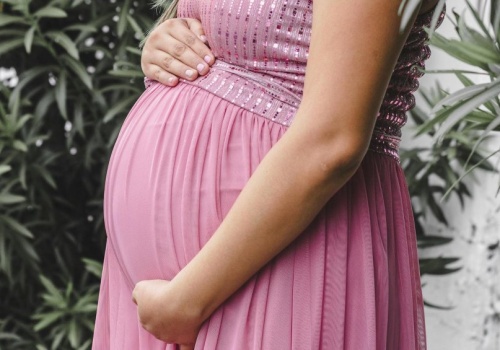 Młode Polki chcą cesarskiego cięcia, nawet bez wskazań medycznych. Powód jest jeden