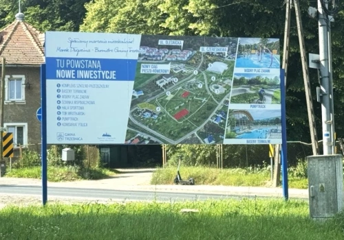 Długozima nie odpuszcza. Drugi przetarg na Czereśniową - boisko i plac zabaw do rozbiórki. Radny: Wstyd!