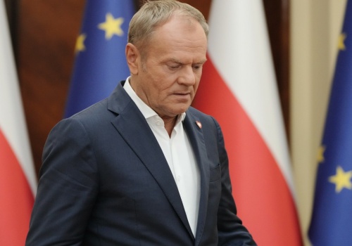 Czy Tuskowi uda się przeforsować SAFE poza prawem?