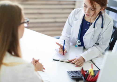 Koniec leczenia na NFZ: ani wizyty u lekarza, ani zniżki w aptece. Kluczowe 30 dni