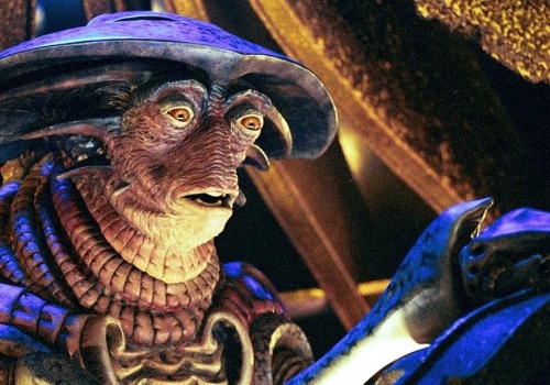 27 lat temu zadebiutowało niesamowicie dziwne science fiction. To był serial godny swojej epoki