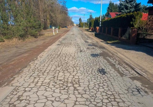 „Ta droga po prostu rozsypuje się na naszych oczach”