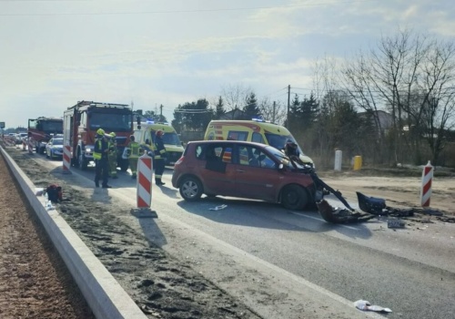 Prokuratura o wypadku na DK61. Jedna osoba w śpiączce farmakologicznej