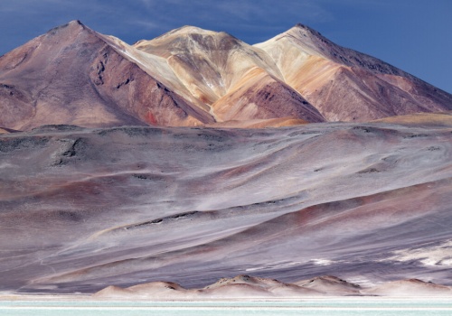 Apre oggi al pubblico la mostra fotografica „DISCENDERE O SALIRE” di Andrea Borzatta